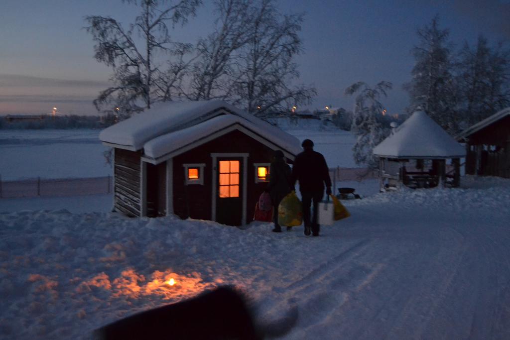 Hôtel Kelotin Rantamajat à Leppäjärvi Extérieur photo