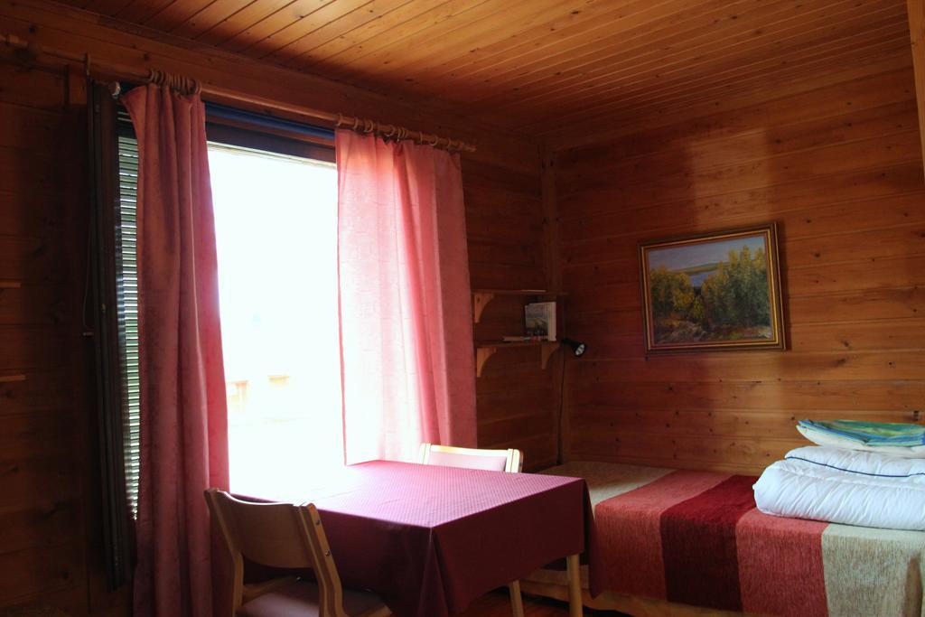 Hôtel Kelotin Rantamajat à Leppäjärvi Chambre photo